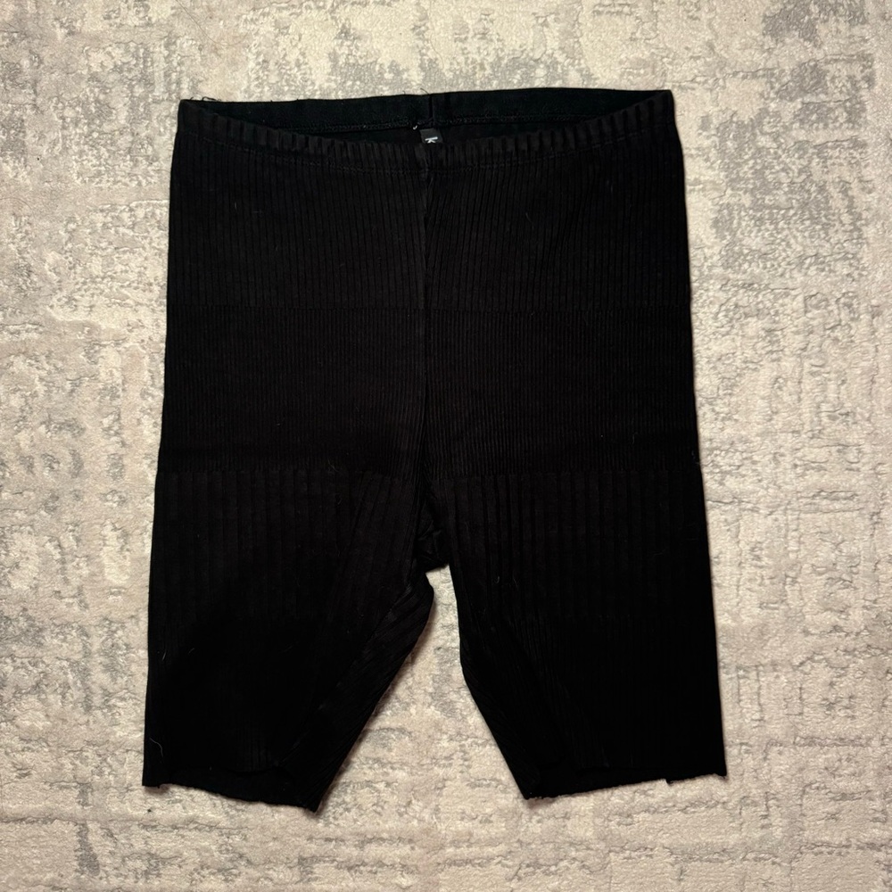 kikiriki black ribbed stretchy knit biker shorts